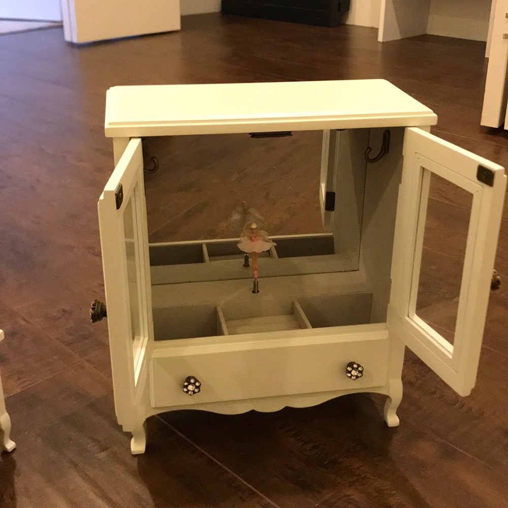 Pottery Barn Kids Mill Valley Jewelry Box No Mono - Picture 4 of 7